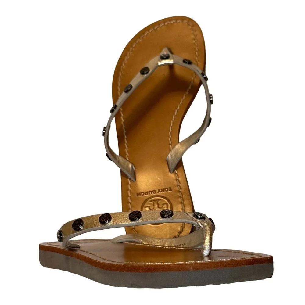 Tory Burch - Logo T Stud thong Sandals, Silver toned